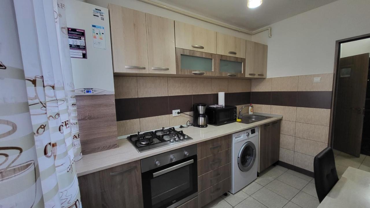 Apartament Navi أونيشتي المظهر الخارجي الصورة