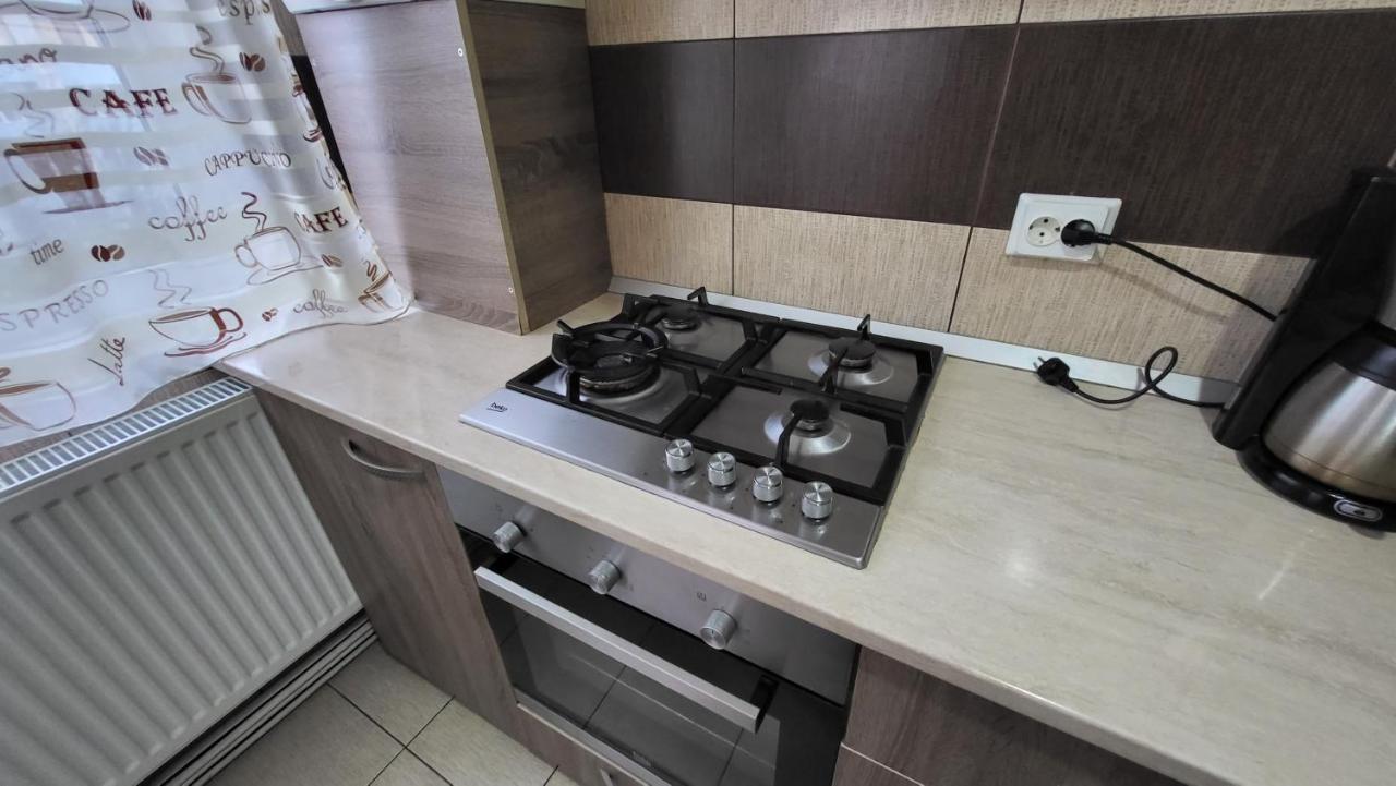 Apartament Navi أونيشتي المظهر الخارجي الصورة